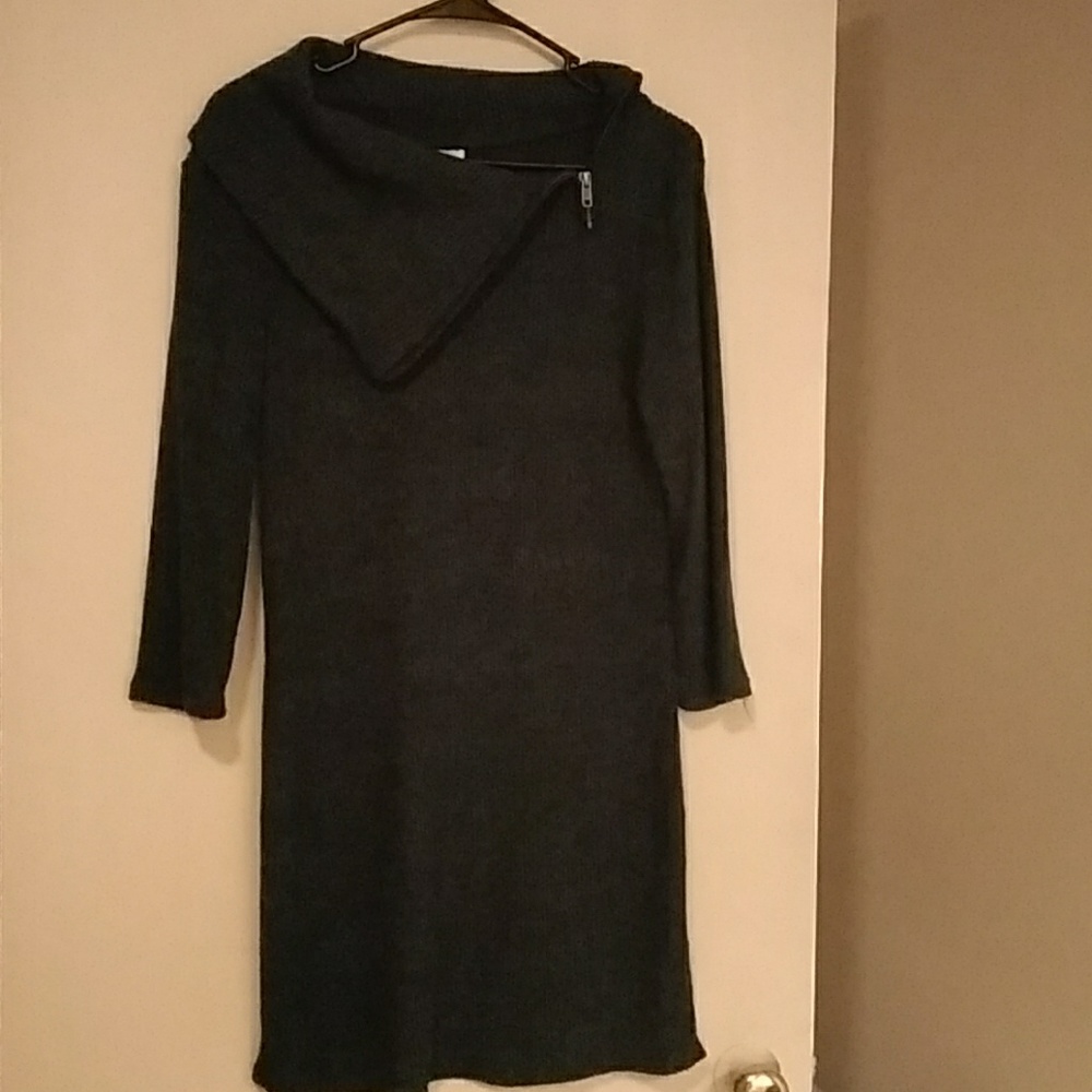 Dark blueish green long sleeve dress